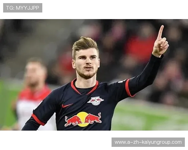 主帅透露球员私下训练的惊人努力,团队氛围更坚韧